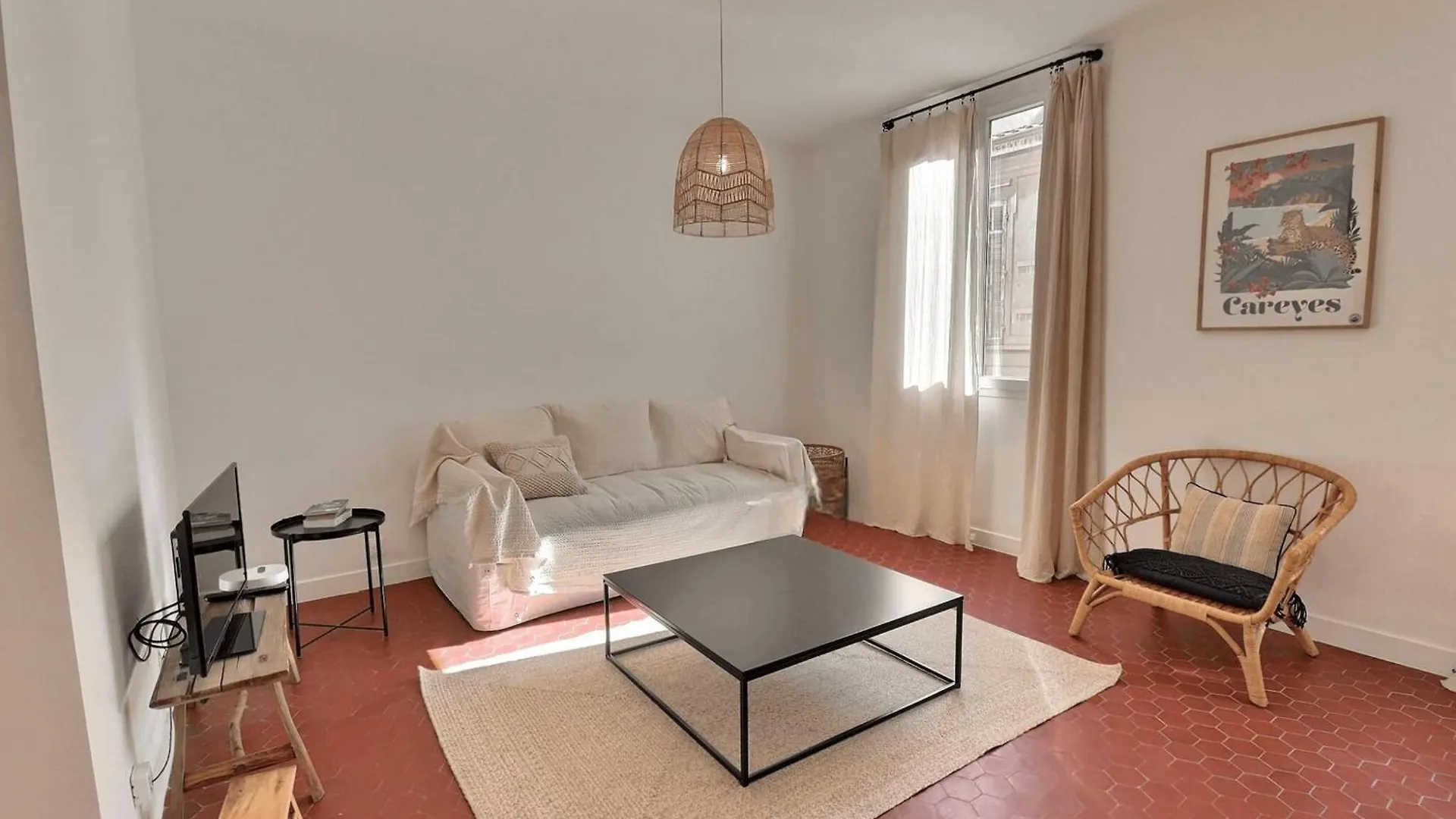 Spacious T3 In The Heart Of Marseille location