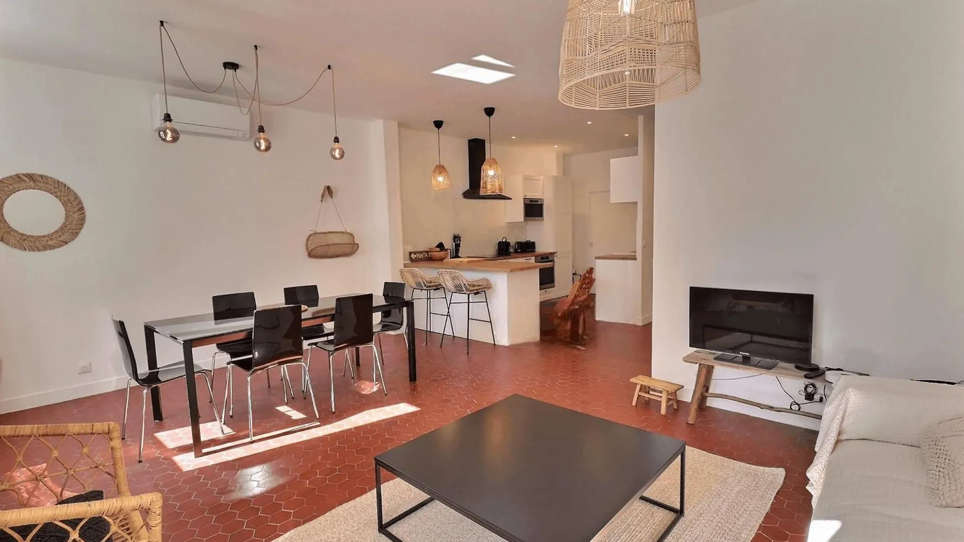 Spacious T3 In The Heart Of Marseille