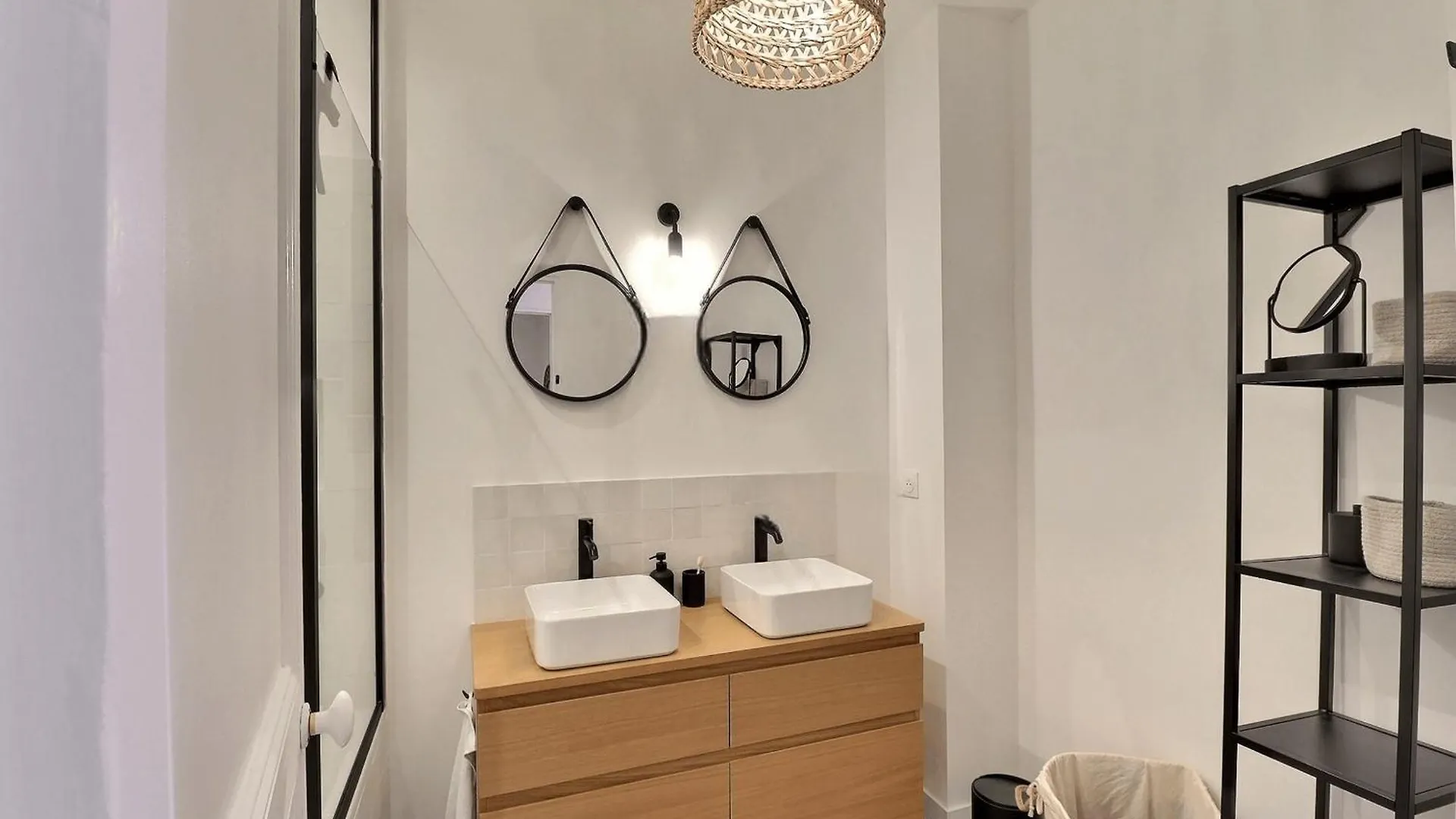 Lejlighed Spacious T3 In The Heart Of Marseille